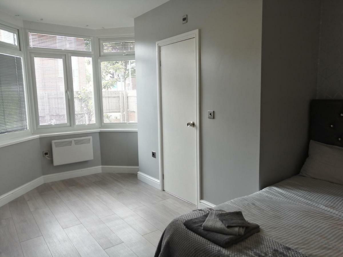 Encore Rooms Сканторп Экстерьер фото
